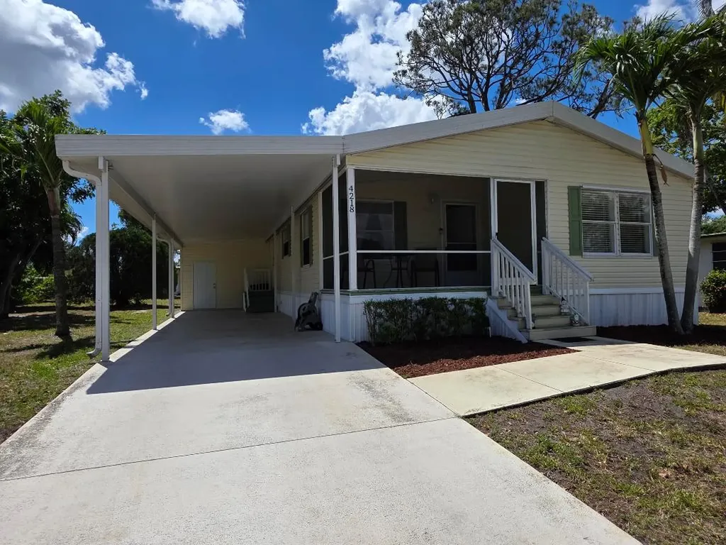 4218 6th Court Lantana FL 33462