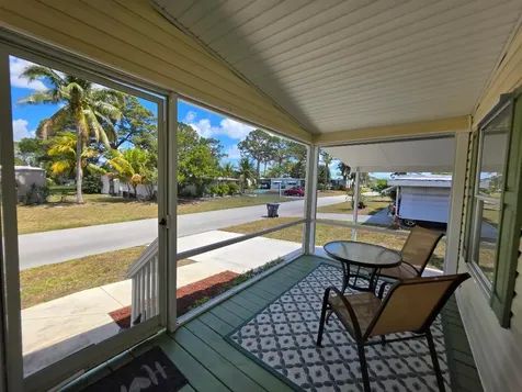 4218 6th Court Lantana FL 33462