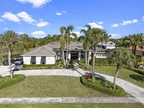 15775 Meadow Wood Drive Wellington FL 33414