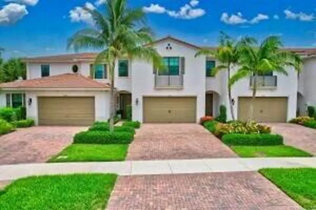 10210 Akenside Drive Boca Raton FL 33428