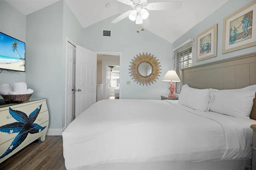 2002 Marina Villa Drive Duck Key FL 33050