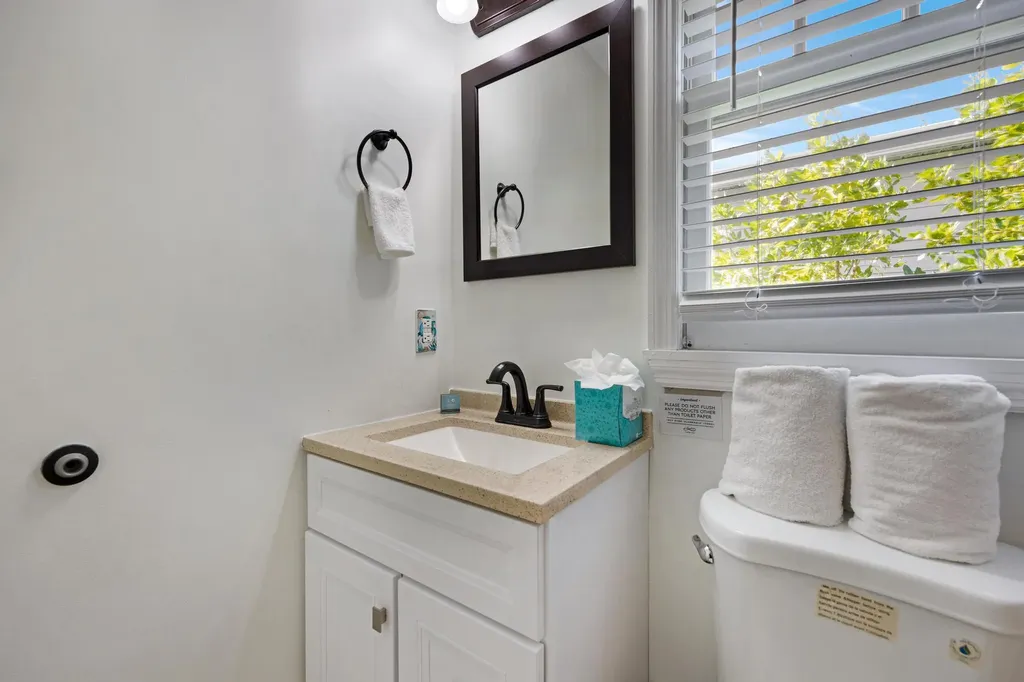2002 Marina Villa Drive Duck Key FL 33050