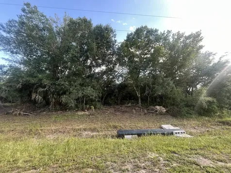 17774 NW 254th Street Okeechobee FL 34972