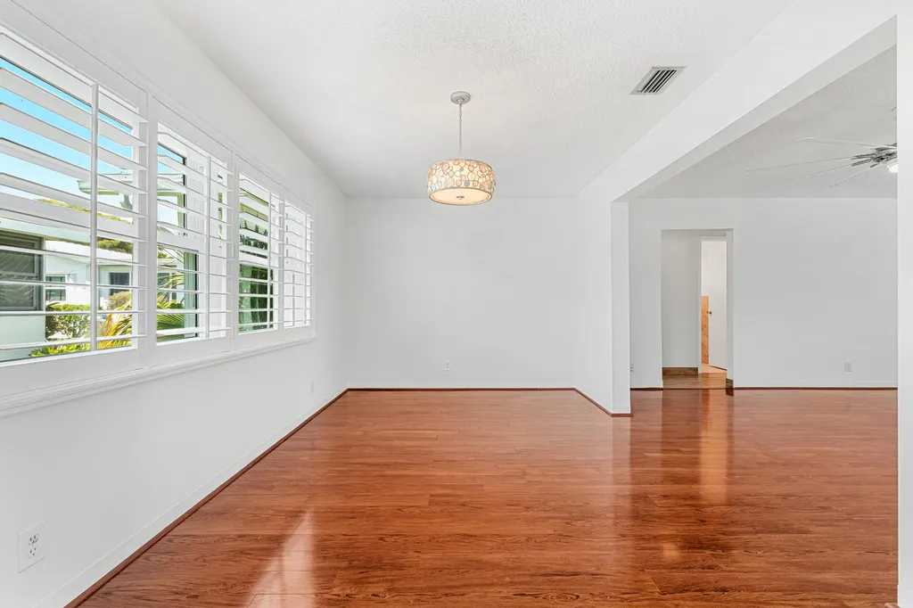 2198 SW 12th Avenue Boynton Beach FL 33426