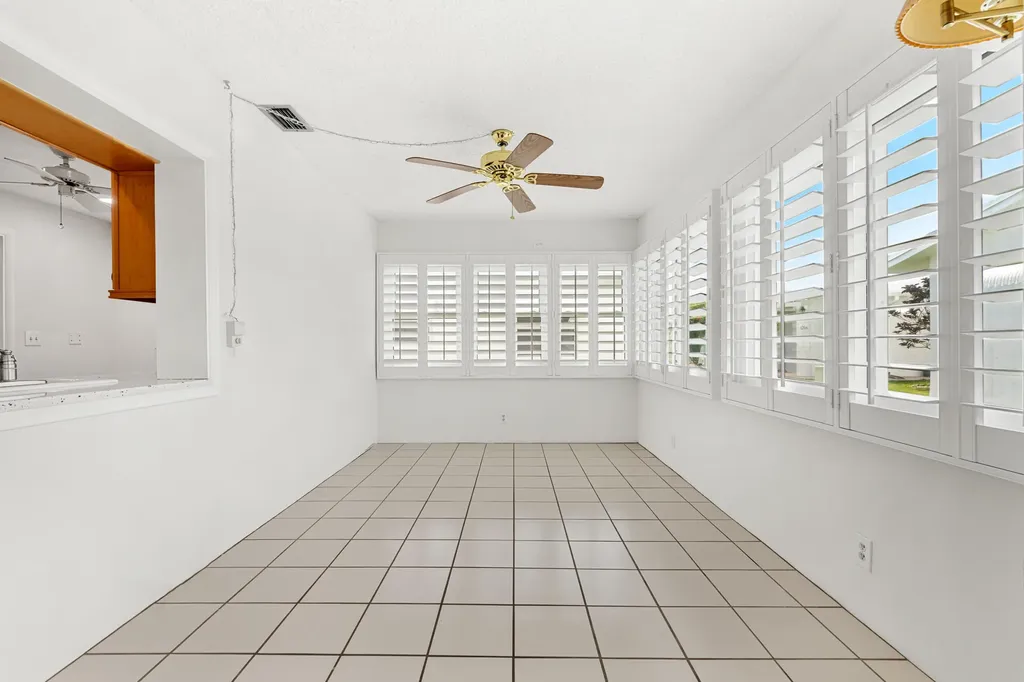 2198 SW 12th Avenue Boynton Beach FL 33426