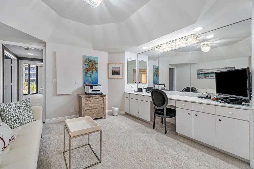 2000 S Ocean Boulevard Palm Beach FL 33480