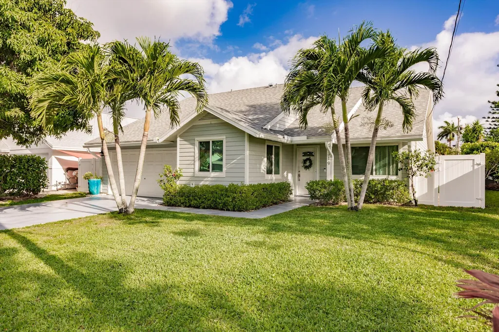 6319 Garrett Street Jupiter FL 33458