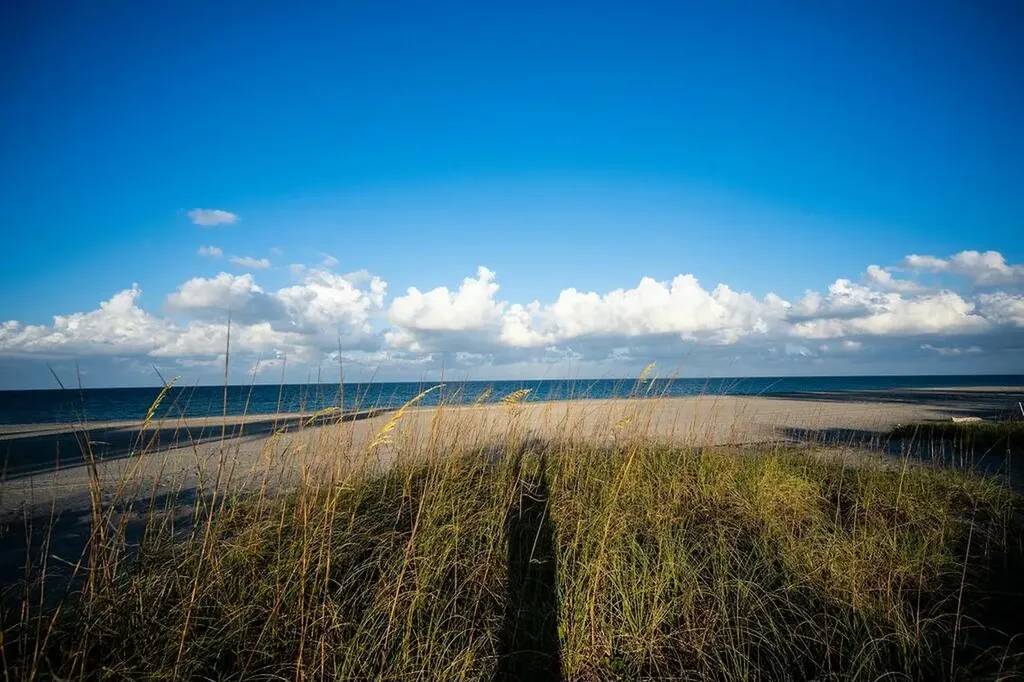 100 Harbor Way Jupiter Island FL 33455