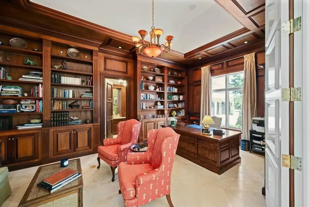 100 Harbor Way Jupiter Island FL 33455