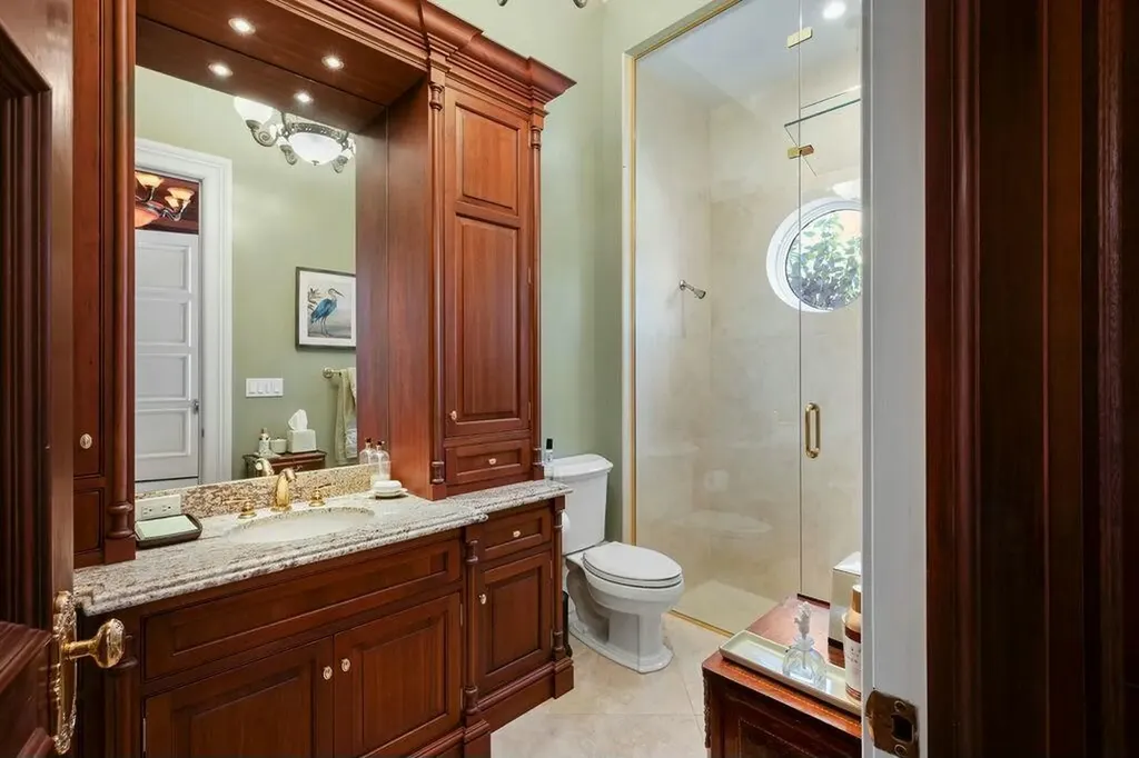 100 Harbor Way Jupiter Island FL 33455