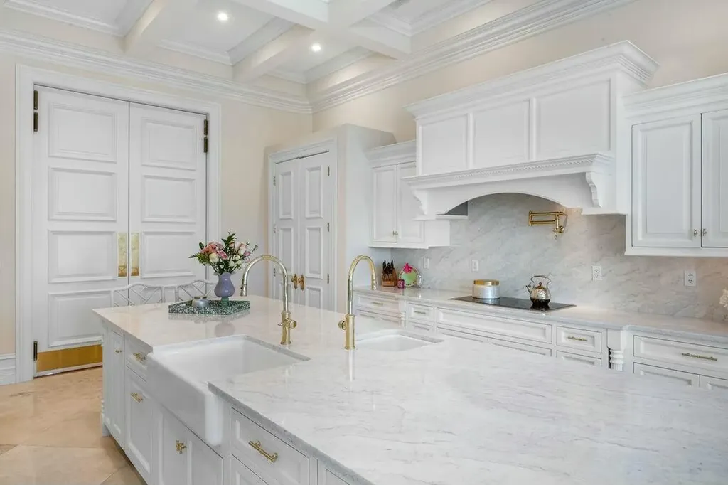 100 Harbor Way Jupiter Island FL 33455