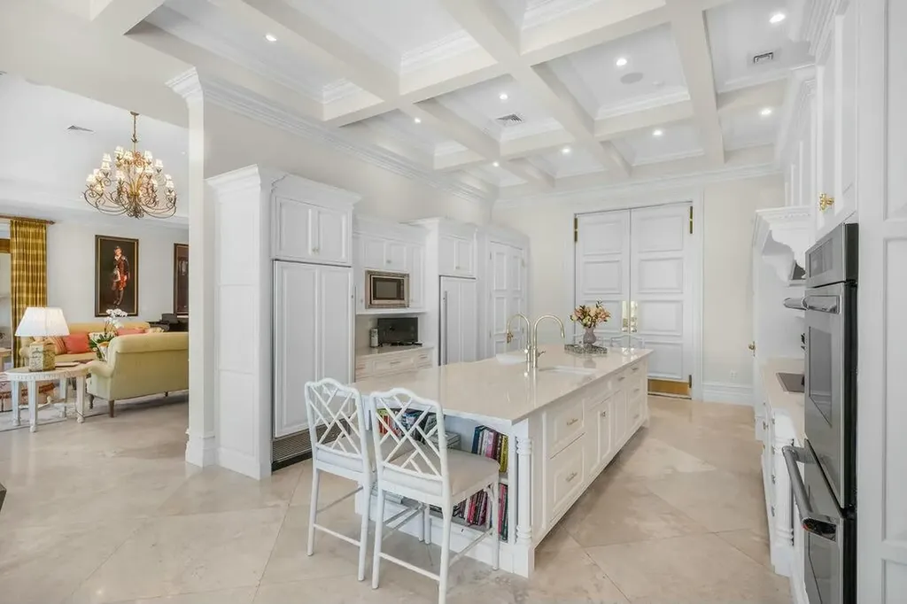 100 Harbor Way Jupiter Island FL 33455