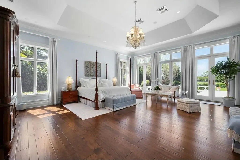 100 Harbor Way Jupiter Island FL 33455