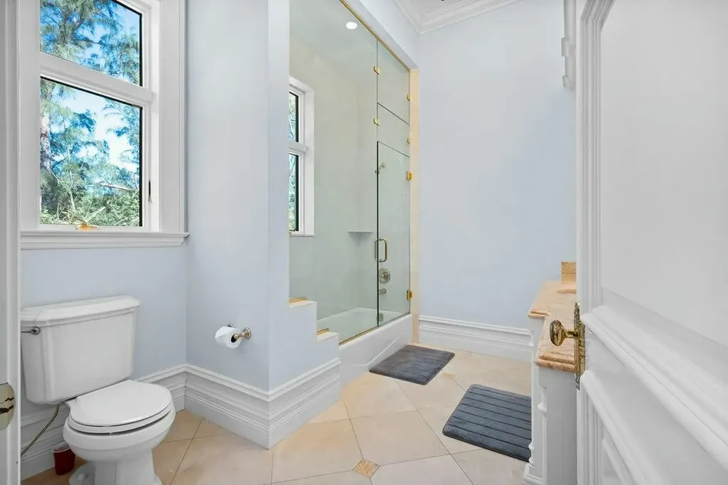 100 Harbor Way Jupiter Island FL 33455