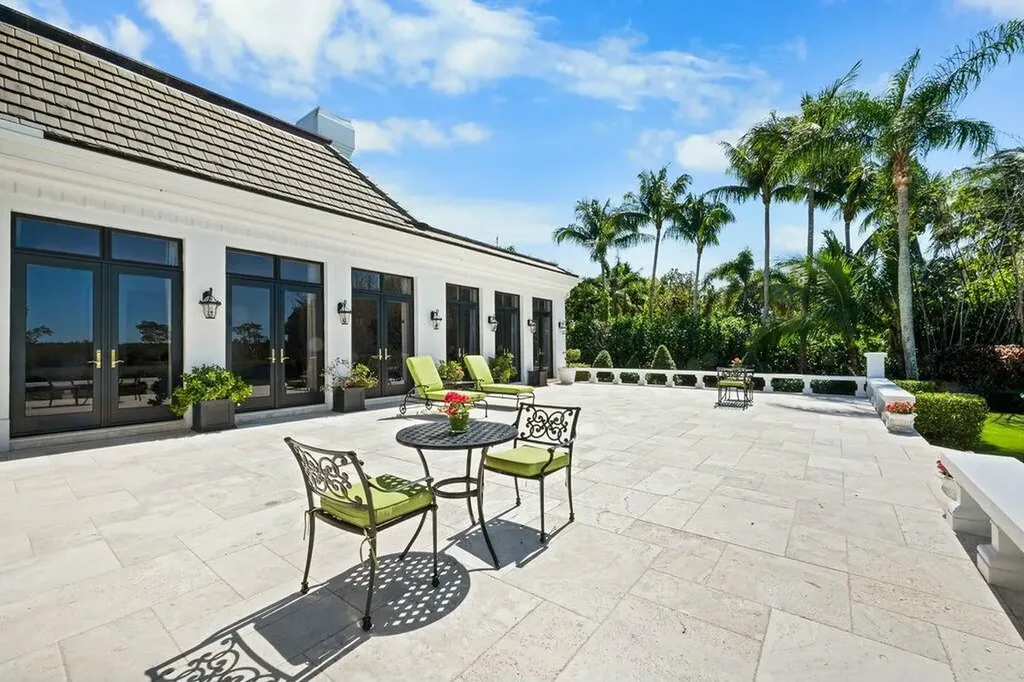 100 Harbor Way Jupiter Island FL 33455