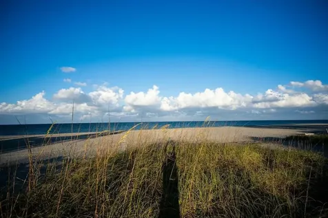 100 Harbor Way Jupiter Island FL 33455