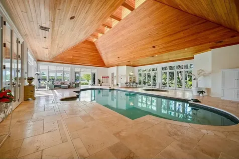 100 Harbor Way Jupiter Island FL 33455