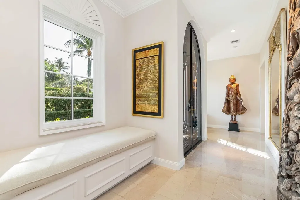 710 N County Road Palm Beach FL 33480