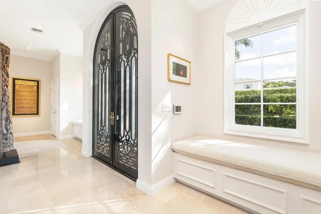 710 N County Road Palm Beach FL 33480