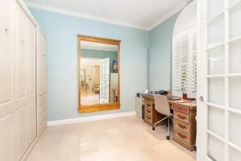 710 N County Road Palm Beach FL 33480