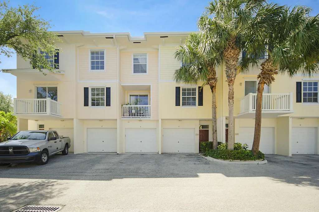 175 Galicia Way Jupiter FL 33458