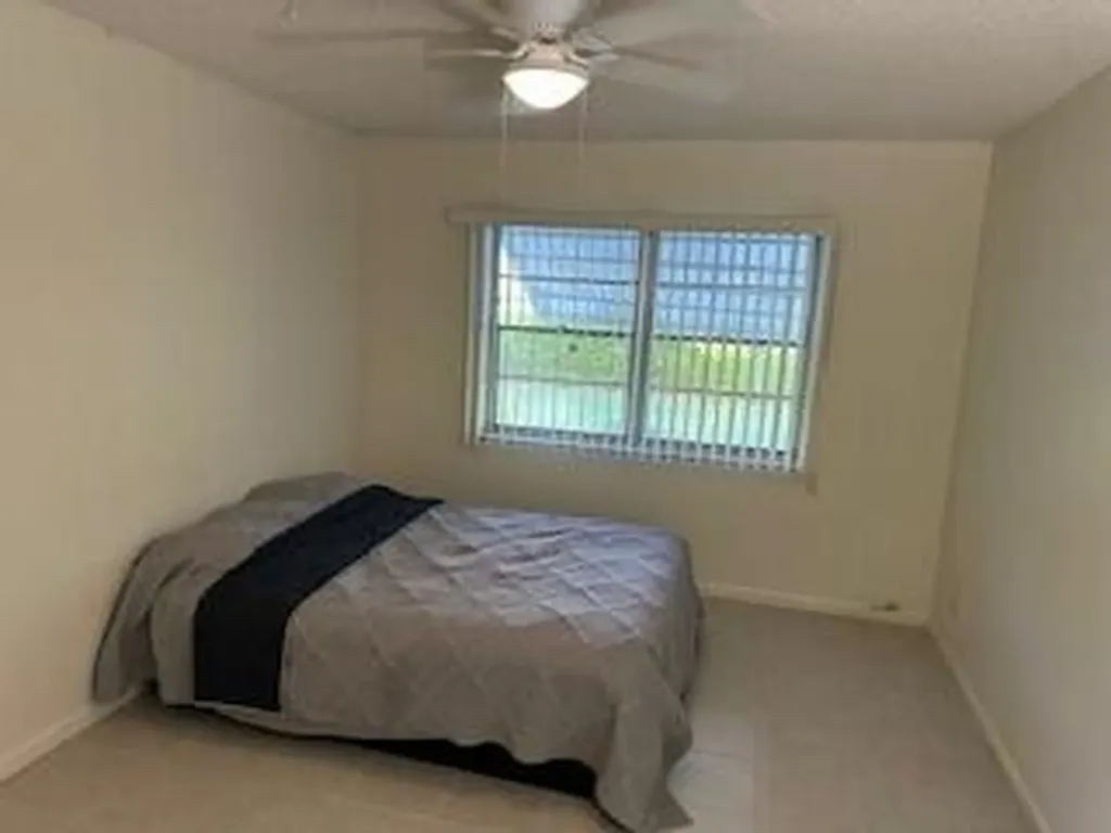 1117 Lake Terrace Boynton Beach FL 33426