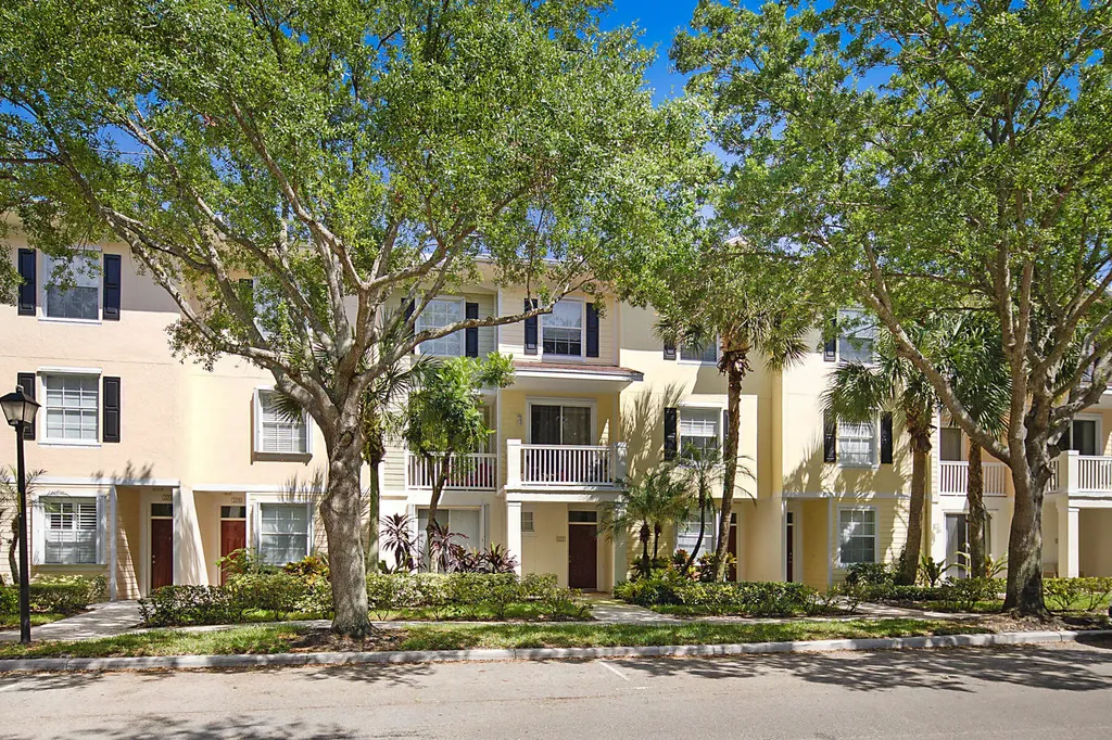 125 Galicia Way Jupiter FL 33458