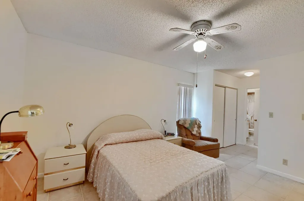9244 Flynn Circle Boca Raton FL 33496