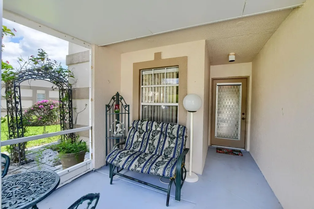 9244 Flynn Circle Boca Raton FL 33496