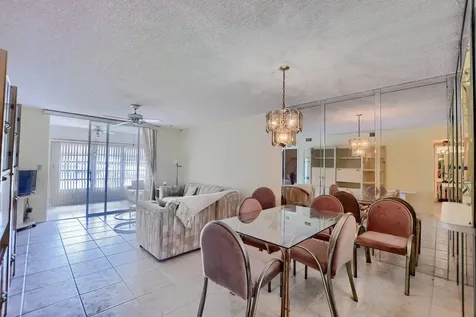 9244 Flynn Circle Boca Raton FL 33496