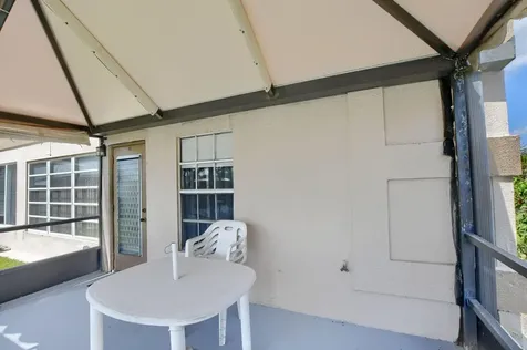 9244 Flynn Circle Boca Raton FL 33496