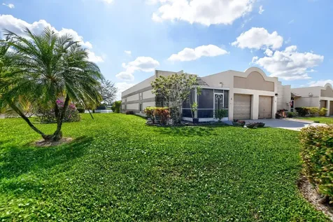 9244 Flynn Circle Boca Raton FL 33496