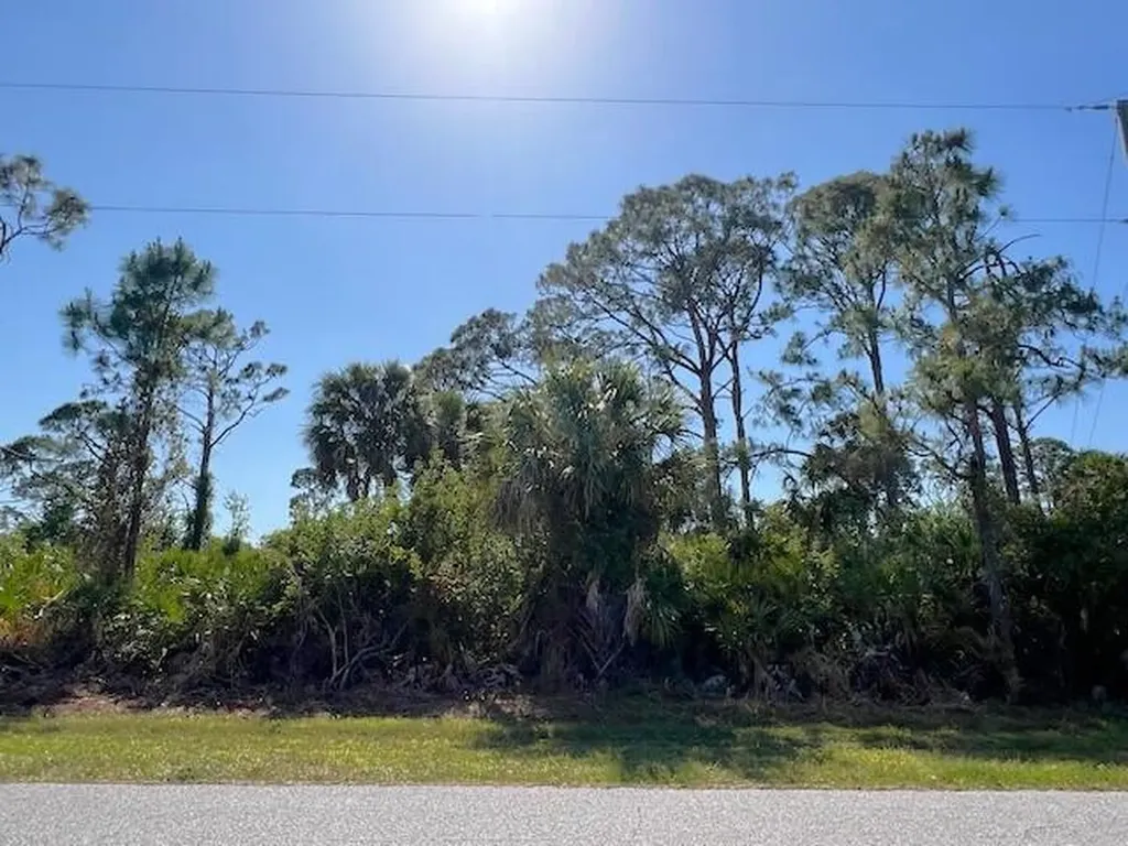 4097 Chippewa Street Port Charlotte FL 33981