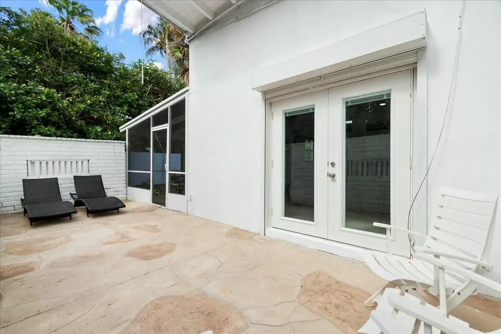 18 Adams Road Ocean Ridge FL 33435