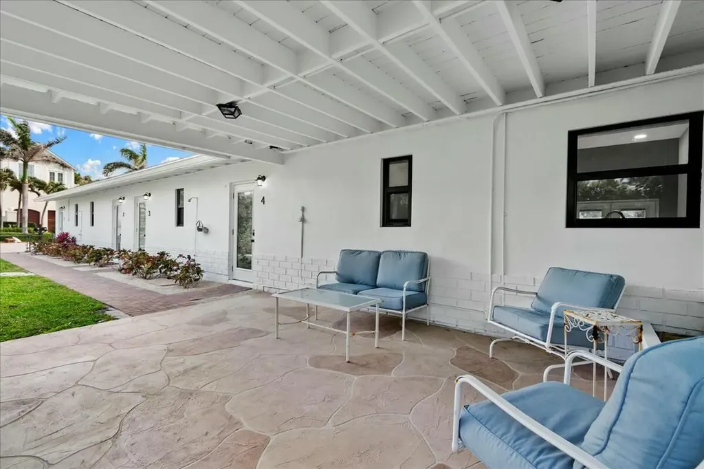 18 Adams Road Ocean Ridge FL 33435