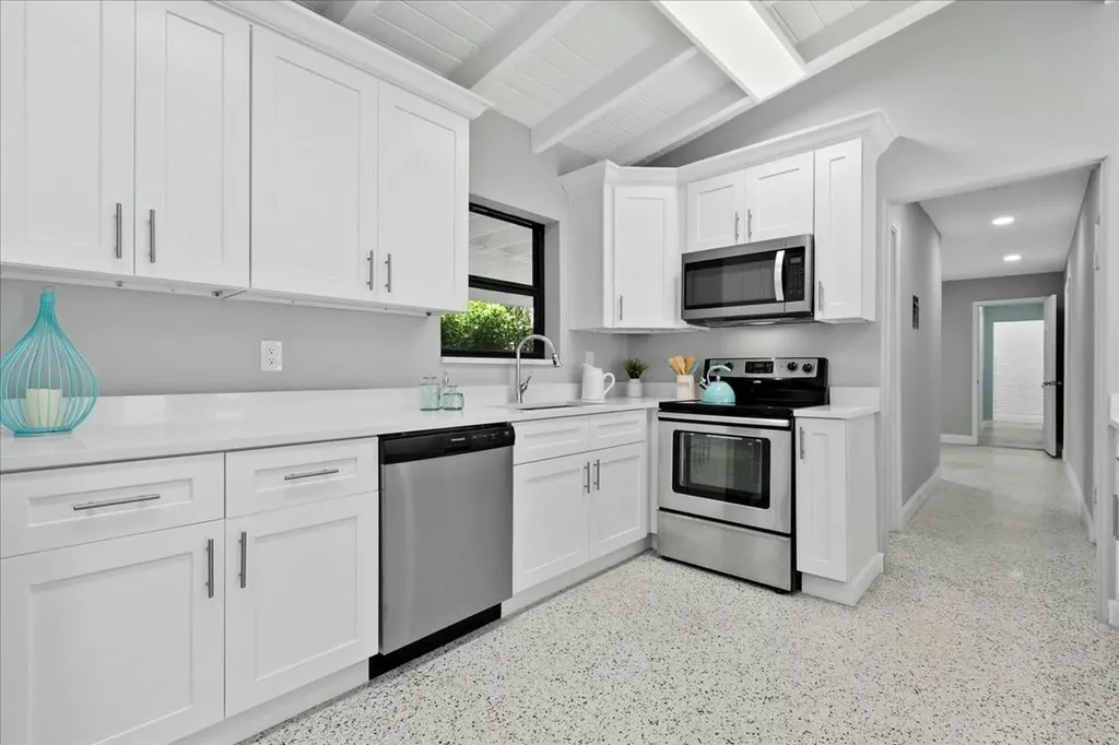 18 Adams Road Ocean Ridge FL 33435