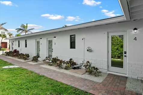 18 Adams Road Ocean Ridge FL 33435