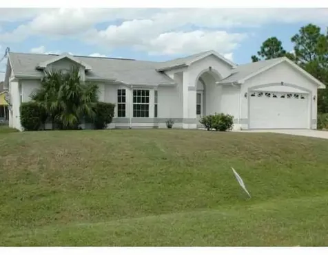 217 SW Starfish Avenue Port St Lucie FL 34984