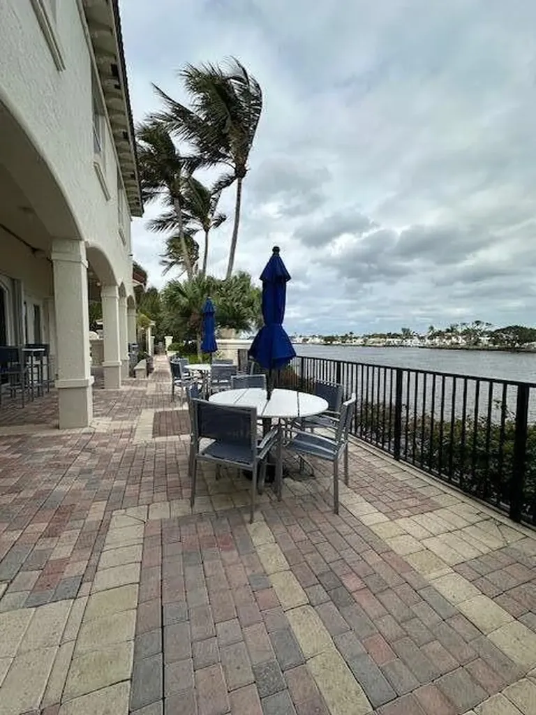2306 Tuscany Way Boynton Beach FL 33435