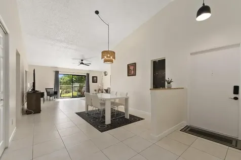3212 S Lakeview Circle Fort Pierce FL 34949