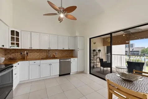 3212 S Lakeview Circle Fort Pierce FL 34949