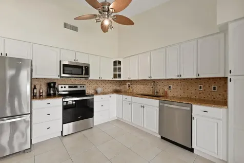 3212 S Lakeview Circle Fort Pierce FL 34949