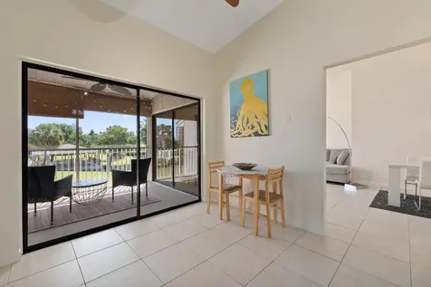 3212 S Lakeview Circle Fort Pierce FL 34949