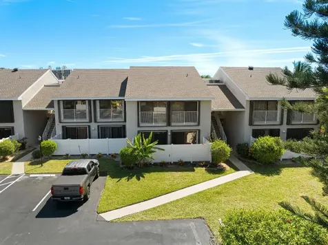 3212 S Lakeview Circle Fort Pierce FL 34949