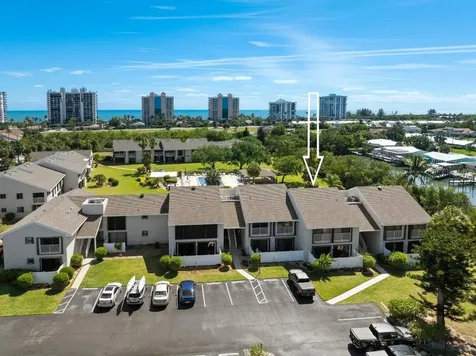 3212 S Lakeview Circle Fort Pierce FL 34949