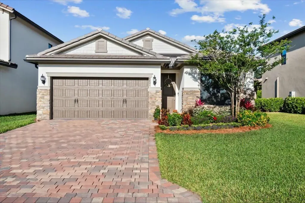 4801 Chantilly Road Lake Worth FL 33467