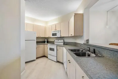 300 Uno Lago Drive Juno Beach FL 33408