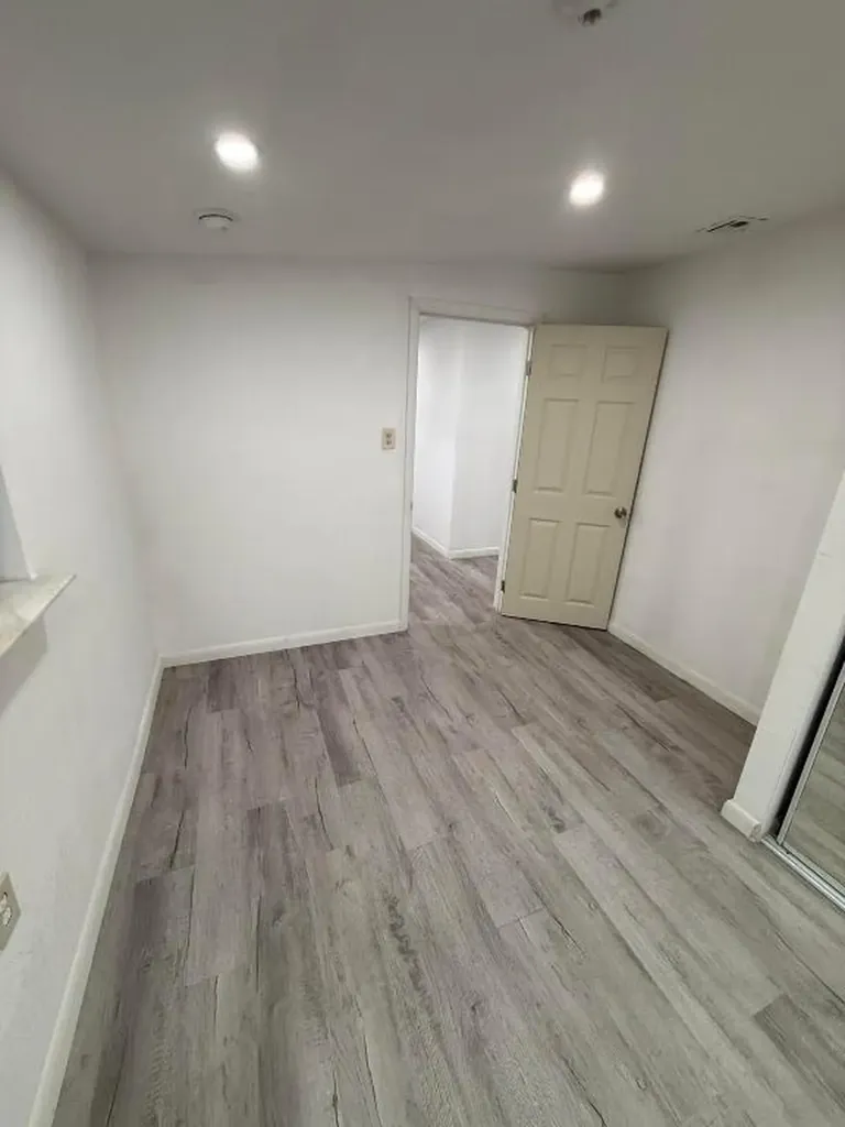 3241 NW 51st Terrace Miami FL 33142