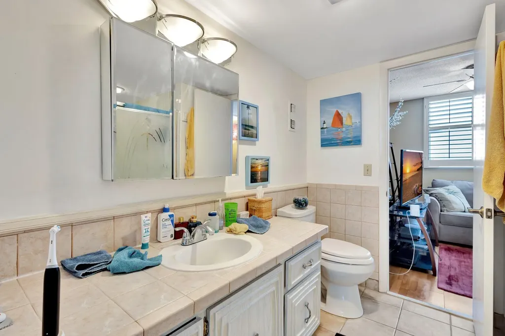 6461 NW 2nd Avenue Boca Raton FL 33487