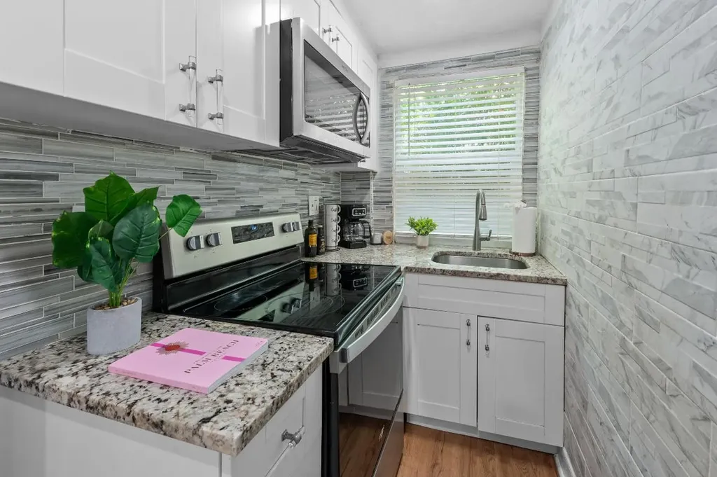 420 Avenida Alegre West Palm Beach FL 33405